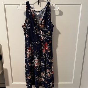 Kaileigh dress size L (8-10) euc